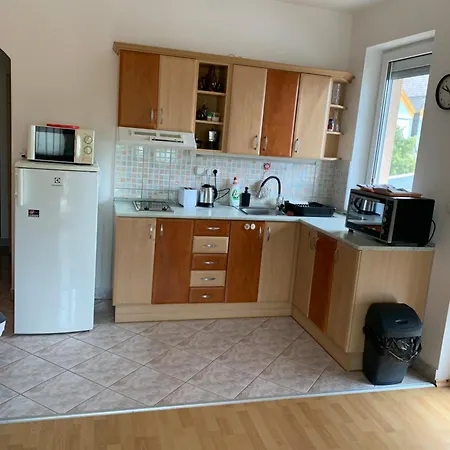 Hunor Hortenzia Appartement *